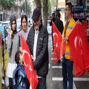 Şanlıurfa kırmızı beyaza bürünüyor: 29 Ekim hazırlığı başladı