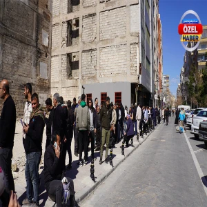 Şanlıurfa’da bu kuyruğun başı var sonu yok! İşte 'ceza korkusu' kuyruğu
