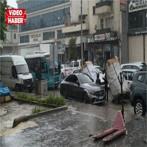 Meteoroloji uyarmıştı! Şanlıurfa’da şiddetli sağanak…