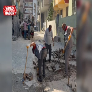 Şanlıurfa'da muhtardan belediyeye tepki: 10 yıldır hala kepçe yok