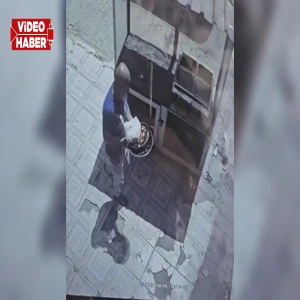Şanlıurfa'da ilginç hırsızlık: 2 tepsi patlıcan kebabını alıp götürdü