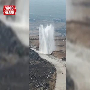 Şanlıurfa’da ana hat borusu patladı: Çok sayıda mahalle susuz kaldı