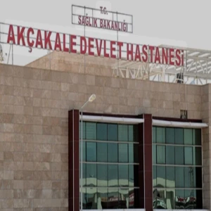 Şanlıurfa’da iki otomobil çarpıştı: 3 yaralı