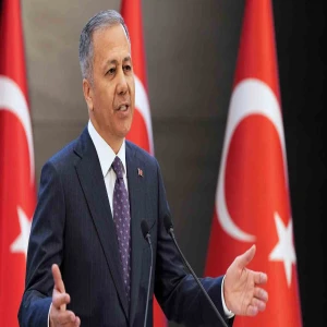 Bakan Yerlikaya yılbaşı tedbirlerini açıkladı! Binlerce personel görev alacak