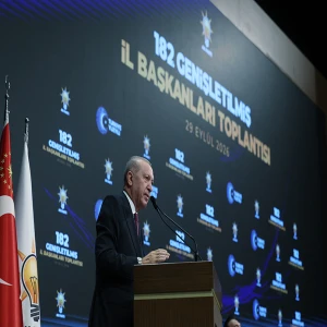Cumhurbaşkanı Erdoğan'dan önemli açıklamalar: Nefsine yenik düşenle vedalaşırız!
