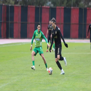 Şanlıurfaspor yeniden lider!