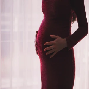 Gebelere yaz uyarısı: Sıvı tüketimine dikkat