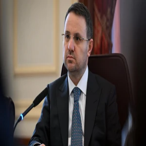 Bakan Gürlek: Yasa dışı bahiste 33 kişi hakkında gözaltı kararı