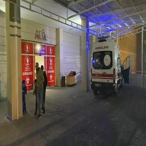 Şanlıurfa'da araç kanala uçtu! 'Susuzluk' can kurtardı...