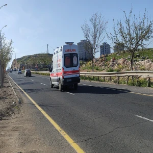 Şanlıurfa’da askeri araç devrildi! Yaralılar var