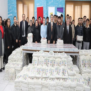 Haliliye’de üniversite adaylarına ücretsiz eğitim seti