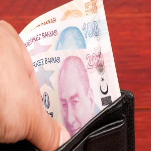 Asgari ücrete yüzde 50 zam! Uzmanı tarih verdi