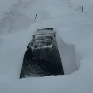 Şanlıurfa baharı yaşarken Sivas kara gömüldü