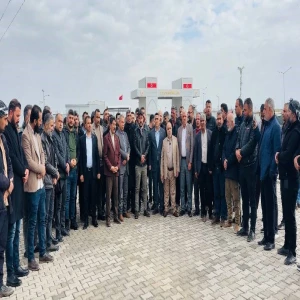 STK temsilcileri sınırda toplandı! Şanlıurfa vekillerine 'Bizi yalnız bırakmayın' çağrısı
