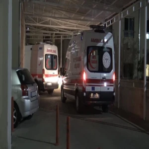 Şanlıurfa'da otomobil şarampole düştü: Yaralılar var!