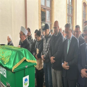 Acı veda... Genç gazeteci ve eşi son yolculuğuna uğurlandı