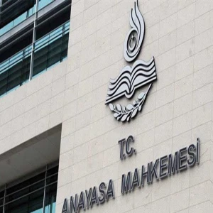 AYM'den 15 siyasi parti için suç duyurusu kararı