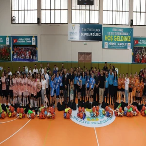 Haliliye'de ortaokullar arası voleybol turnuvası sona erdi