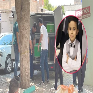 Şanlıurfa’da feci olay! 8 yaşındaki çocuk kale direğinin altında can verdi