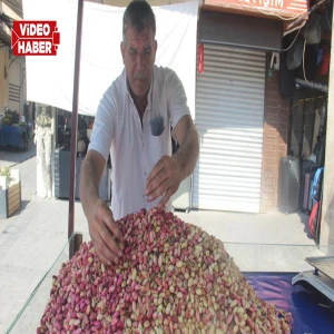 Şanlıurfa'da lezzeti kaçırmak istemeyen fiyatına bakmadan alıyor: Kilosu 700 TL...