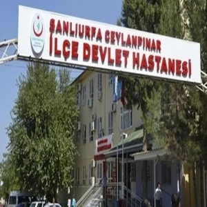 Şanlıurfa’da otomobiller çarpıştı: Yaralılar var...