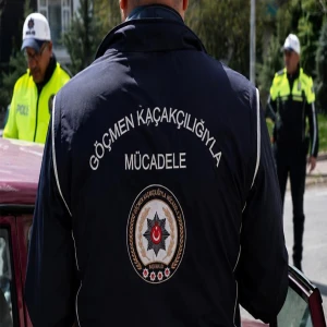 30 düzensiz göçmen Şanlıurfa'ya gönderildi