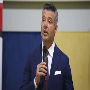 Fenerbahçe Başkanı Sadettin Saran trafik kazası geçirdi