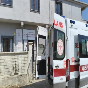 Yemeği ocağa koyan kadın canından oldu