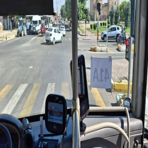 Şanlıurfa'da vatandaşlardan klima tepkisi: Otobüse biniyoruz, hamam gibi