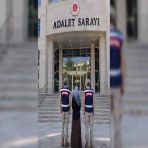 Şanlıurfa'da 19 yıl hapis cezasıyla aranıyordu: Kadın hükümlü yakalandı