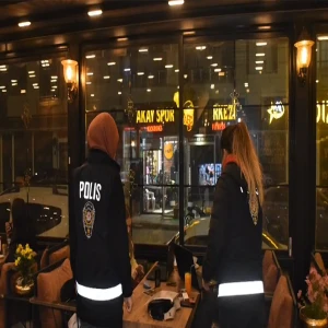 Şanlıurfa'da aranan şahıs polis denetimine takıldı!