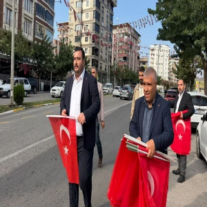 Şanlıurfa'da Cumhuriyet coşkusu sokaklara taşındı!