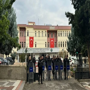 Şanlıurfa’da belediye operasyonunda yeni gelişme! 14 tahliye kararı, eski başkan...