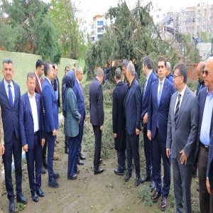 Fırtınanın vurduğu Birecik’te afet toplantısı! Bekir Bozdağ'dan kritik temas