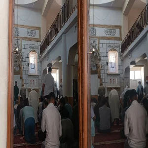 Şanlıurfa’da camide elektrik kesildi! Cemaati sıcak hava bunalttı