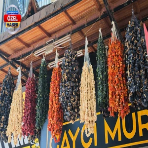 Urfa çarşılarında renk cümbüşü! Hem göze hem damağa hitap ediyor