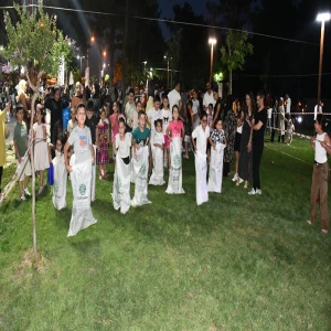 Şanlıurfa’da tarihi kalede eğlence doruğa çıktı!