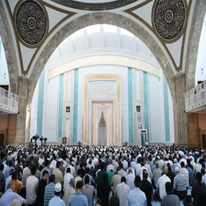 Cuma hutbesinde din istismarı ve aşırılık vurgusu