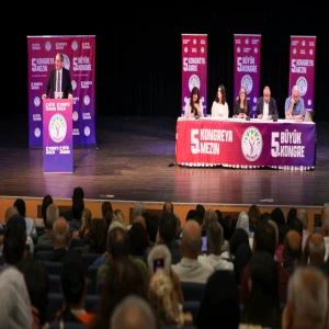 Pervin Buldan duyurdu: DEM Parti'nin adı değişiyor!