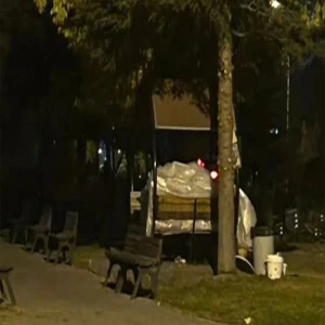 Şanlıurfa’dan Kayseri’ye tedavi umuduyla gittiler: Dışarda kalan aile destek bekliyor