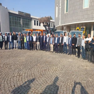 Viranşehir Belediyesi hizmet araçlarını artırdı
