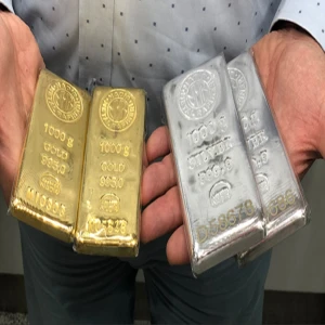 Savaş gölgesinde piyasalar: Yatırımcı rotayı altın ve gümüşe çevirdi