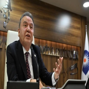 Cezaevindeki Muhittin Böcek hastaneye kaldırıldı