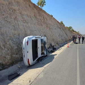 Otomobil ile motosiklet çarpıştı: 1 ölü