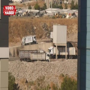 Şanlıurfa’da kent merkezinde çöp tesisi: Koku mahalleliyi canından bezdirdi