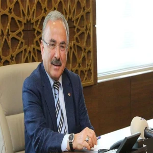 Büyükşehir belediye başkanı hastaneye kaldırıldı