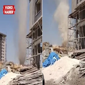 Şanlıurfa’da aniden geldi, önüne ne çıktıysa savurdu! Dev hortum korkuttu