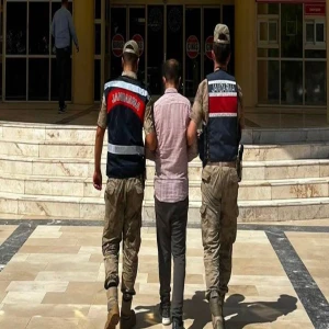 Şanlıurfa'da inanç istismarıyla dolandırıcılıktan aranıyordu: Firari hükümlü yakayı ele verdi!