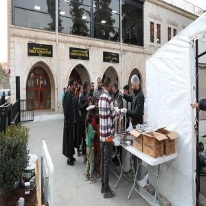 Şanlıurfa’da yüzlerce kişi gönül sofrasında buluştu