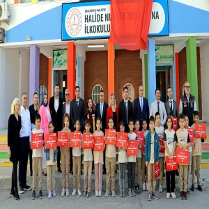 Şanlıurfa’da minikler sağlık elçisi oldu! Belgelerini aldı